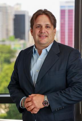Jose Garcia headshot